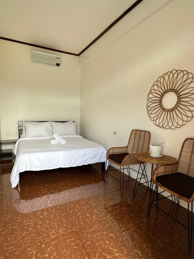 Haven Suites Siargao General Luna  Extérieur photo